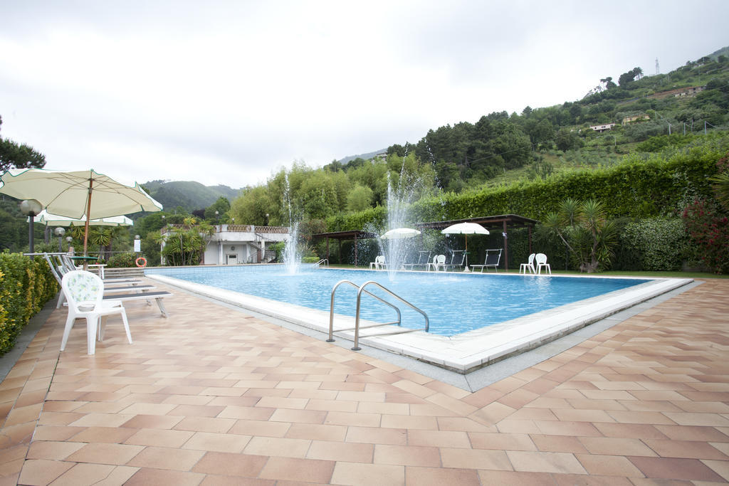Hotel Grappolo D'Oro Pietrasanta Exteriér fotografie